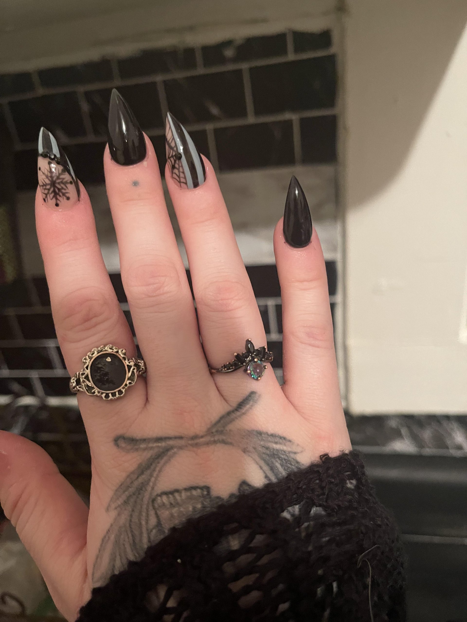 Winter Visual Idea Winter Visual Idea — Winter Stiletto Nails