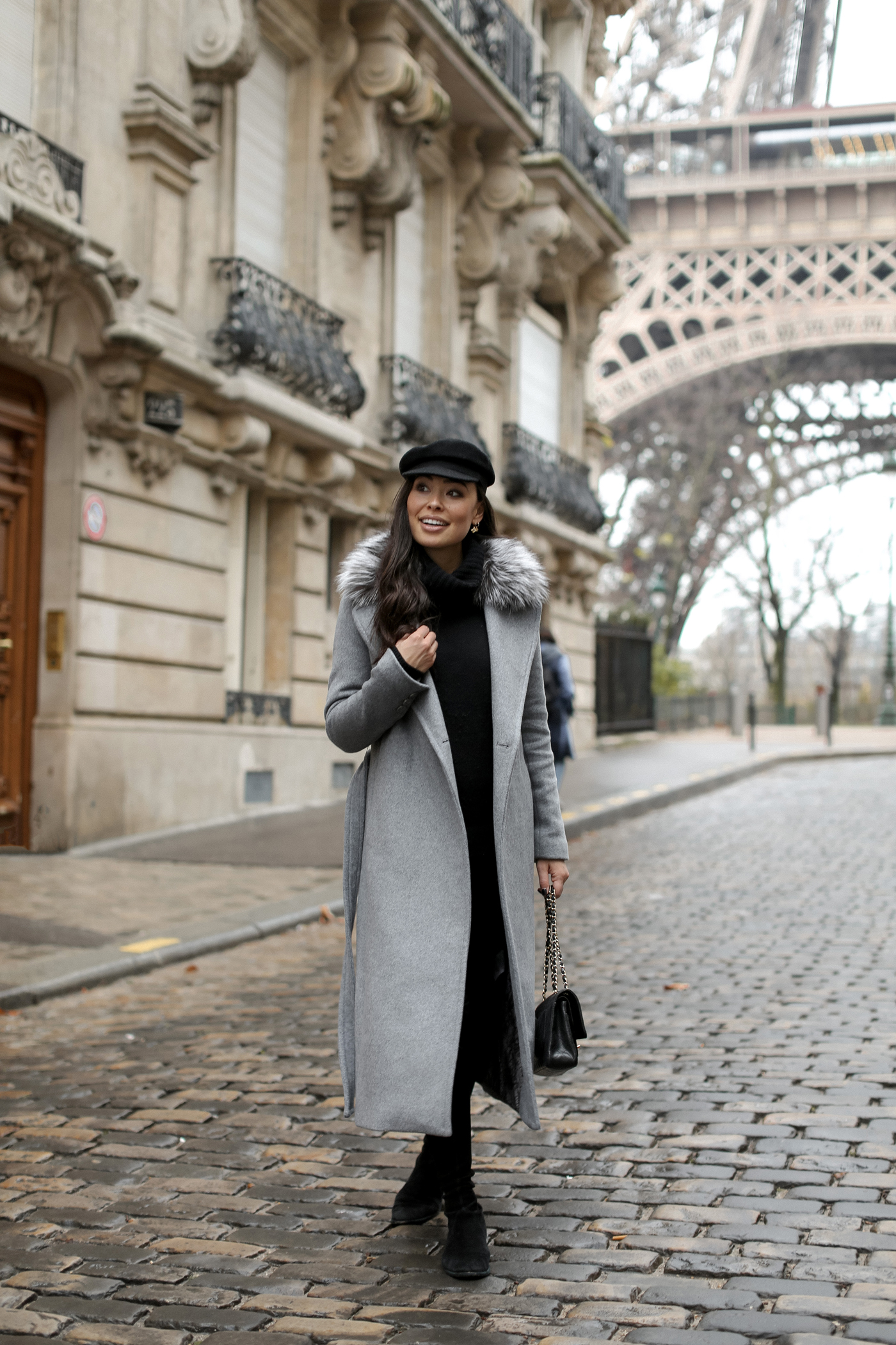 Sophisticated Layering: Long Wool Coat and Newsboy Cap Sophisticated Layering: Long Wool Coat and Newsboy Cap — February Outfits