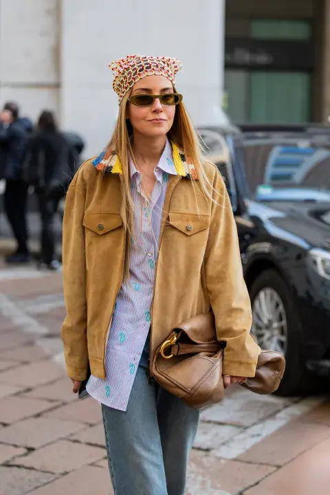 Beige Wool Coat with Knit Sweater and Mini Skirt Beige Wool Coat with Knit Sweater and Mini Skirt — London Winter Outfits