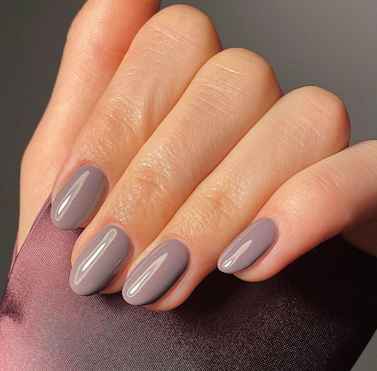 Two-Tone Chocolate Brown and Cream Heart Nails Two-Tone Chocolate Brown and Cream Heart Nails — Dark Winter Nails