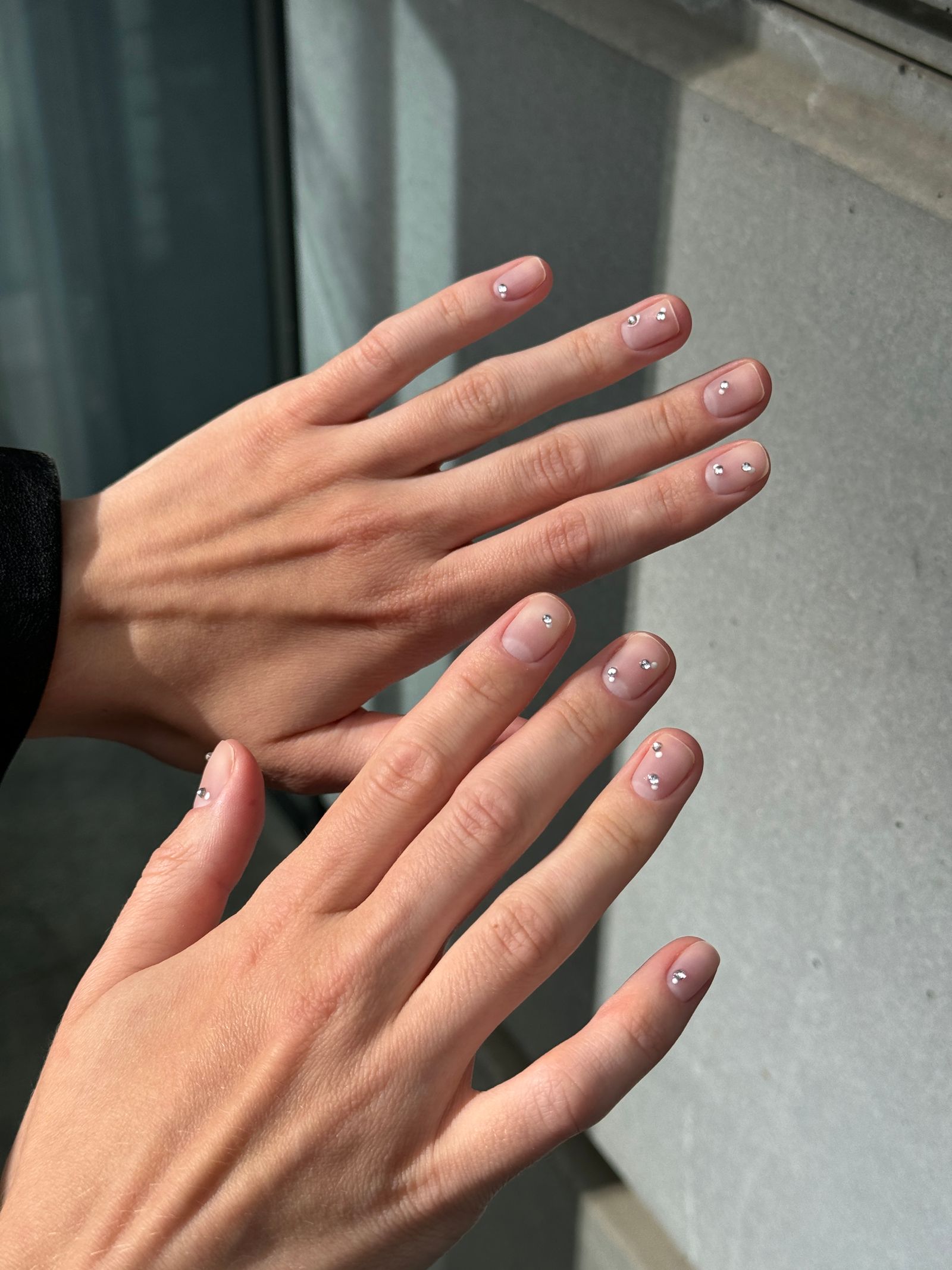 Clear Gloss with Cuticle Rhinestones — Short Winter Gel Nails