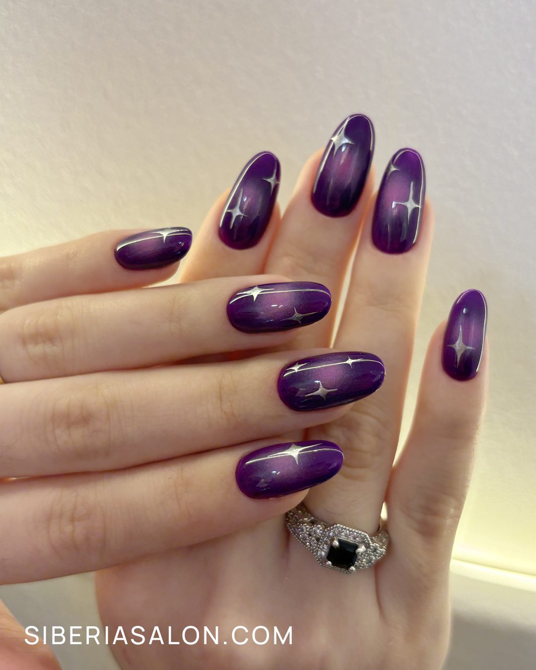 Deep Purple Gradient Starry Night Medium Oval Deep Purple Gradient Starry Night Medium Oval — Winter Acrylic Nail Colors