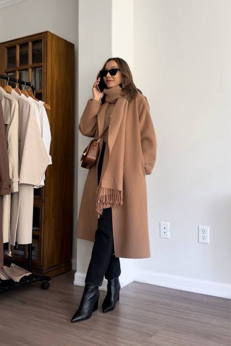 Monochromatic Camel Layers with Black Trousers — Camel Coat Outfits