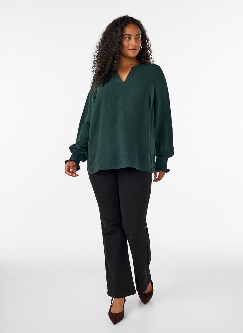 Casual Office Outfit Idea Casual Office Outfit Idea — Winter Outfits for Curvy Women