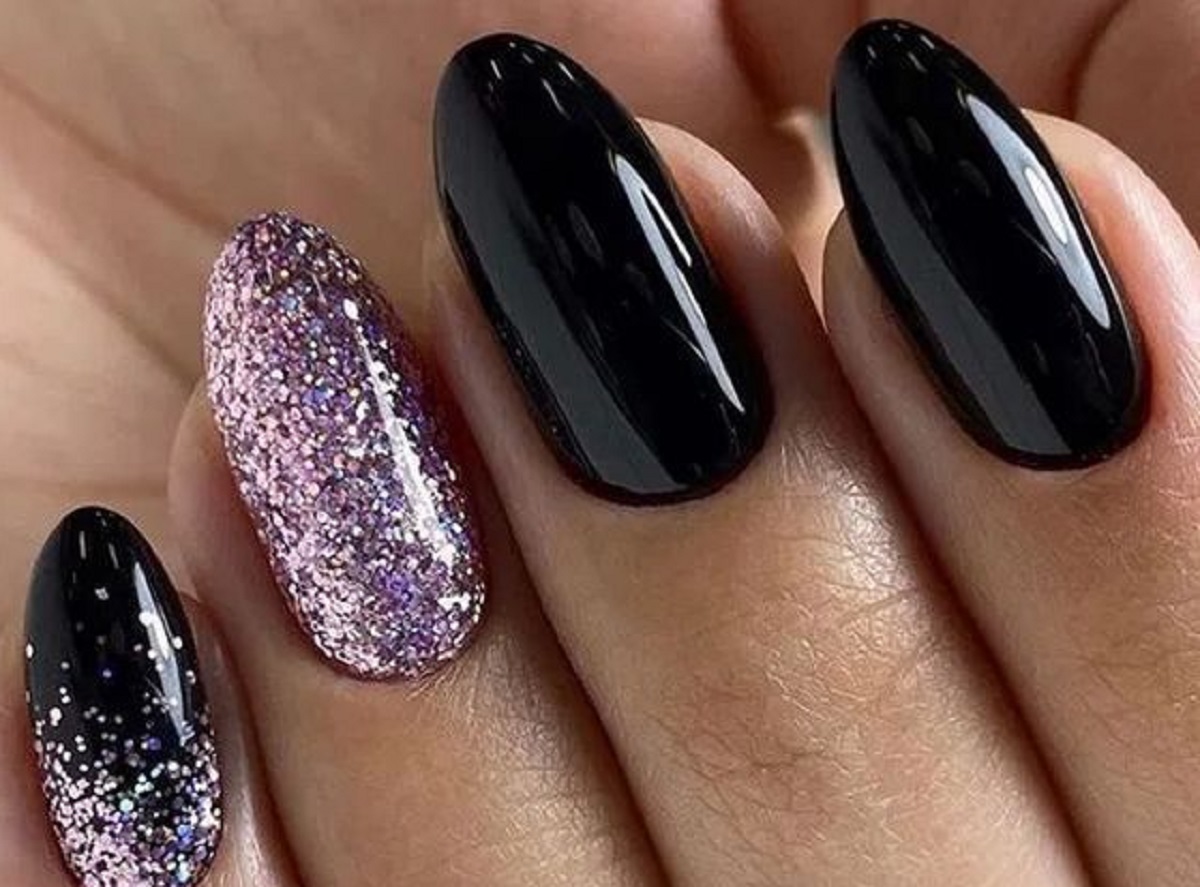 Medium Almond Tortoiseshell Nails Medium Almond Tortoiseshell Nails — Dark Winter Nails