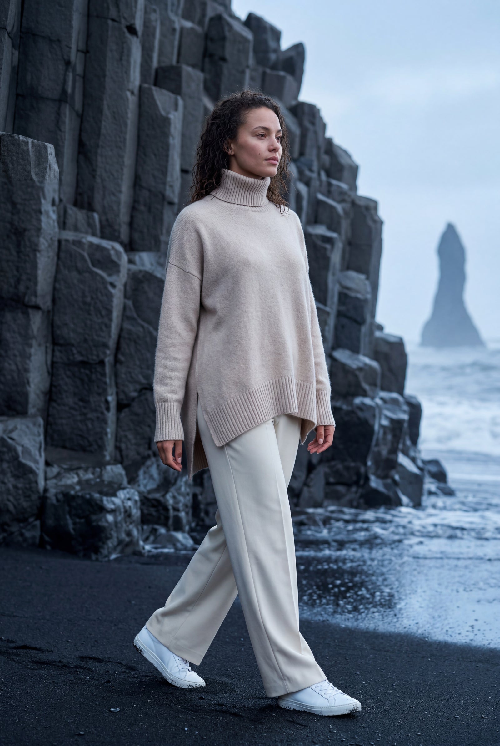 Oversized Beige Turtleneck with Wide-Leg Trousers Oversized Beige Turtleneck with Wide-Leg Trousers — Turtleneck Outfits