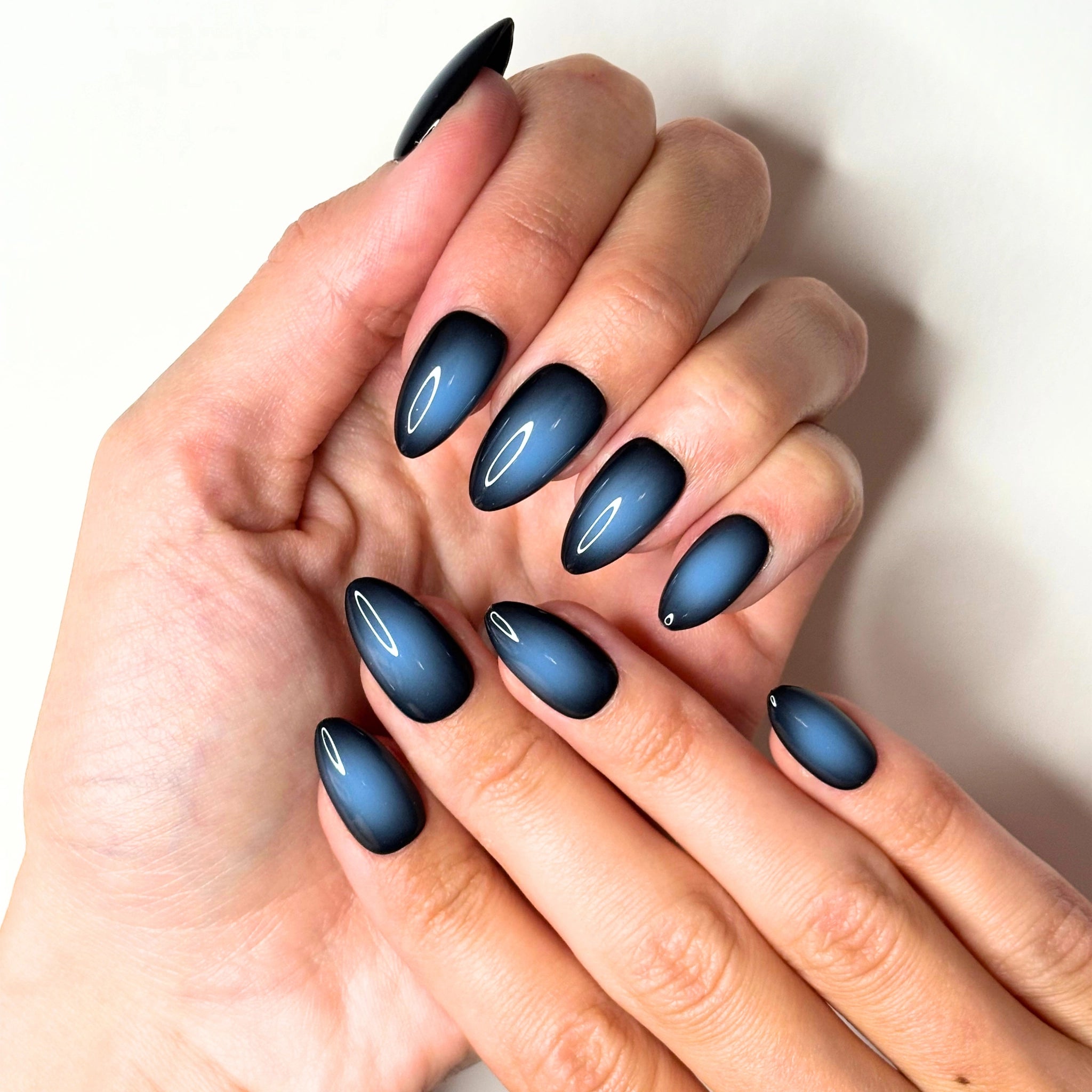 Press-On Nails Amande | Faux Ongles Forme Amande — Mimi
