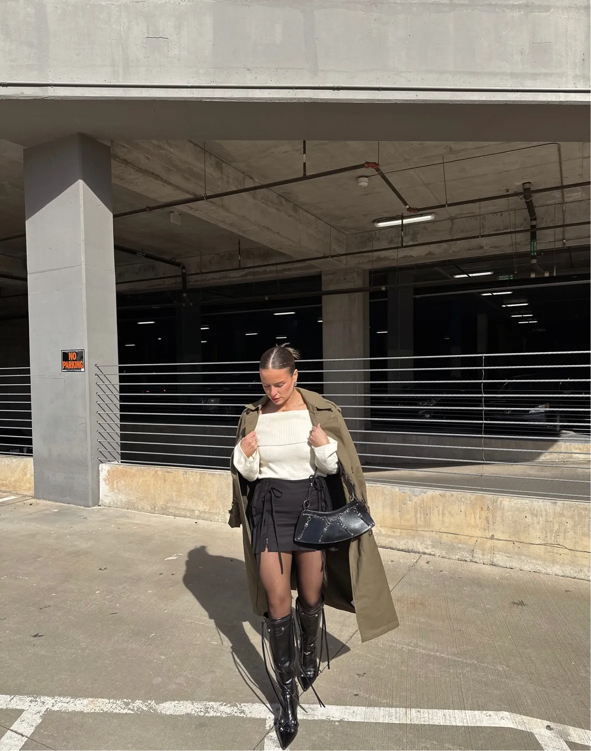 Trench Coat and Mini Skirt: Y2K Winter Chic Trench Coat and Mini Skirt: Y2K Winter Chic — Y2K Winter Outfits