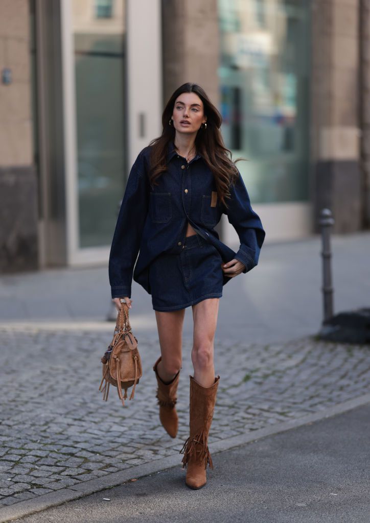 Denim Duo with Fringe Suede Boots and Handbag Denim Duo with Fringe Suede Boots and Handbag — Suede Boots Outfits