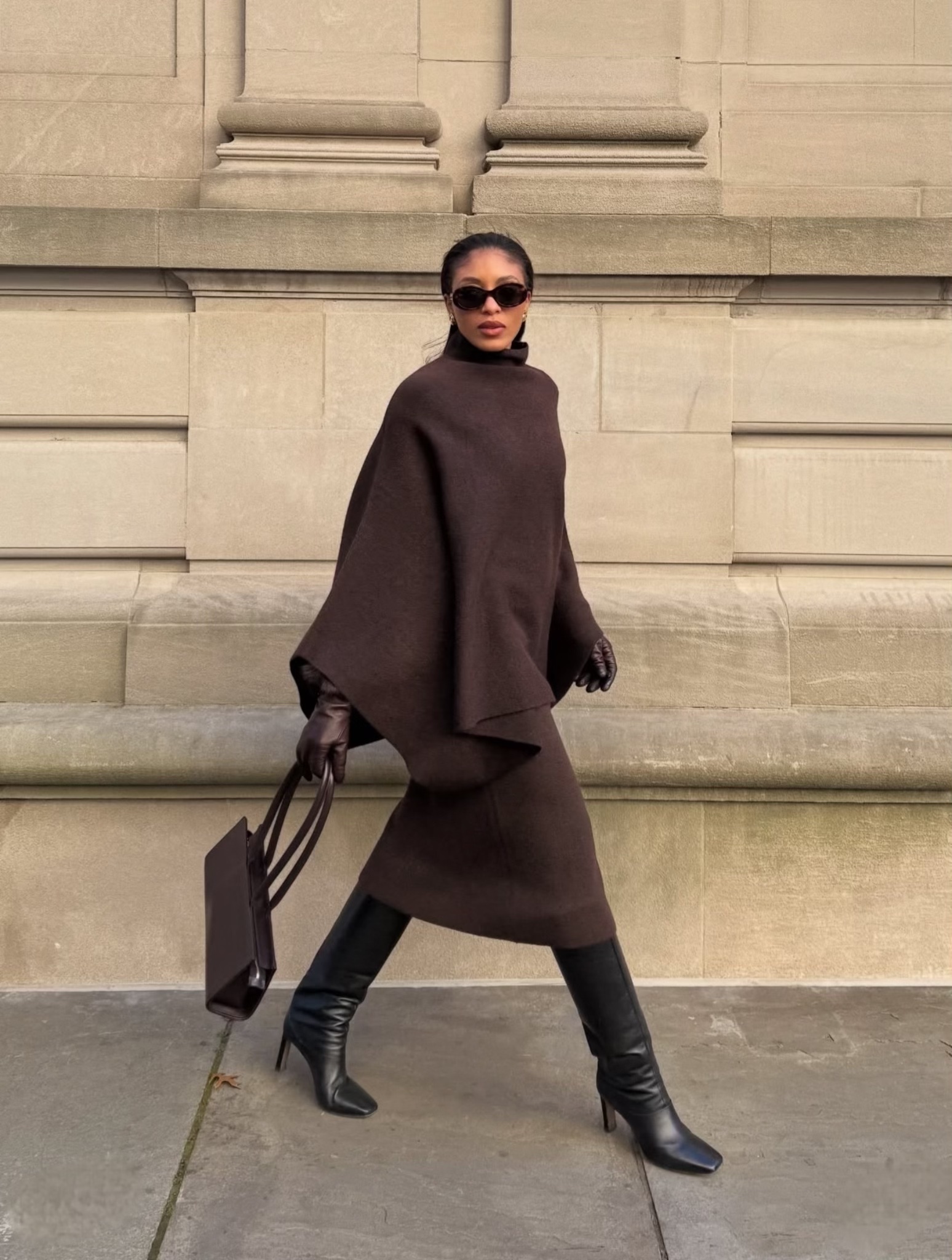 Brown Wool Poncho and Fitted Skirt for a Sophisticated Day Out Brown Wool Poncho and Fitted Skirt for a Sophisticated Day Out — Winter Capsule Wardrobe