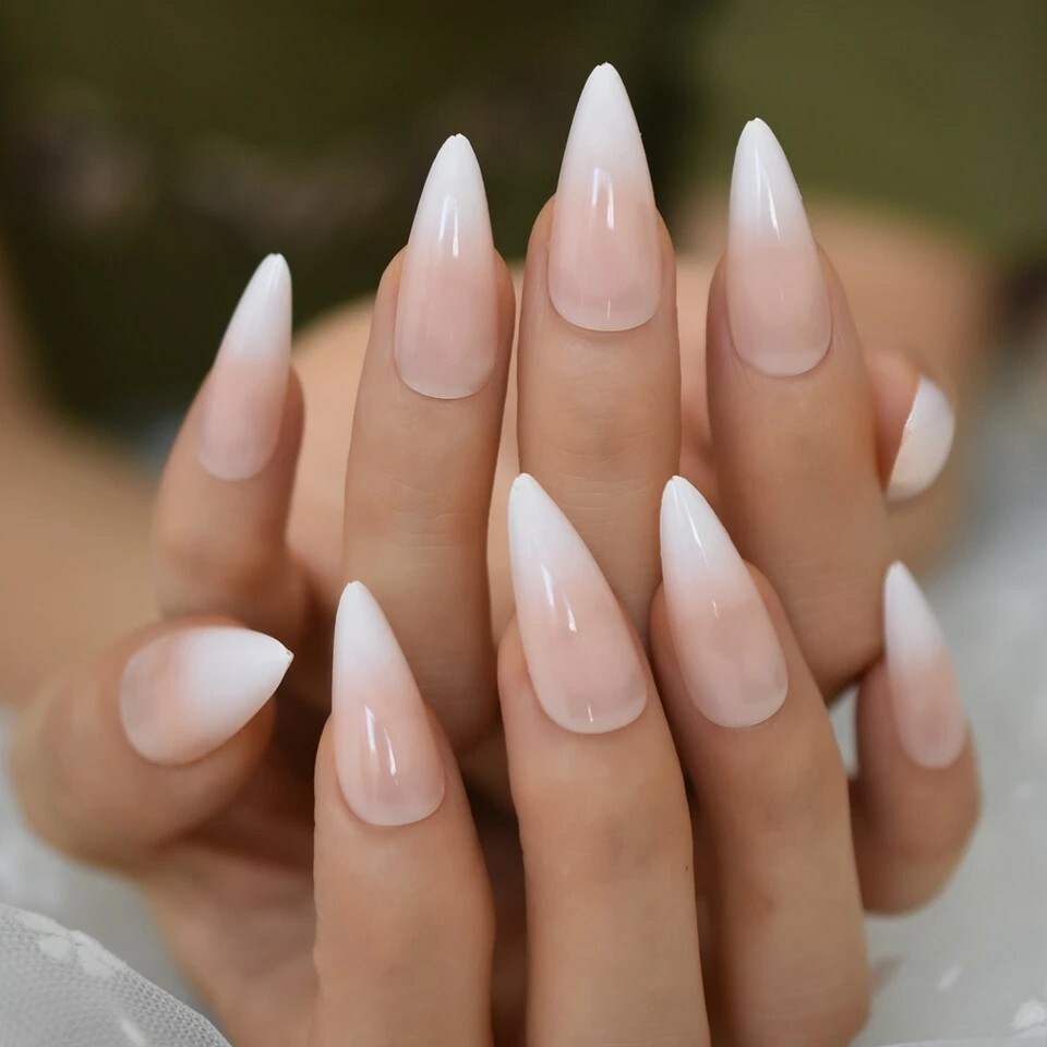 Visual Idea Visual Idea — Winter Stiletto Nails