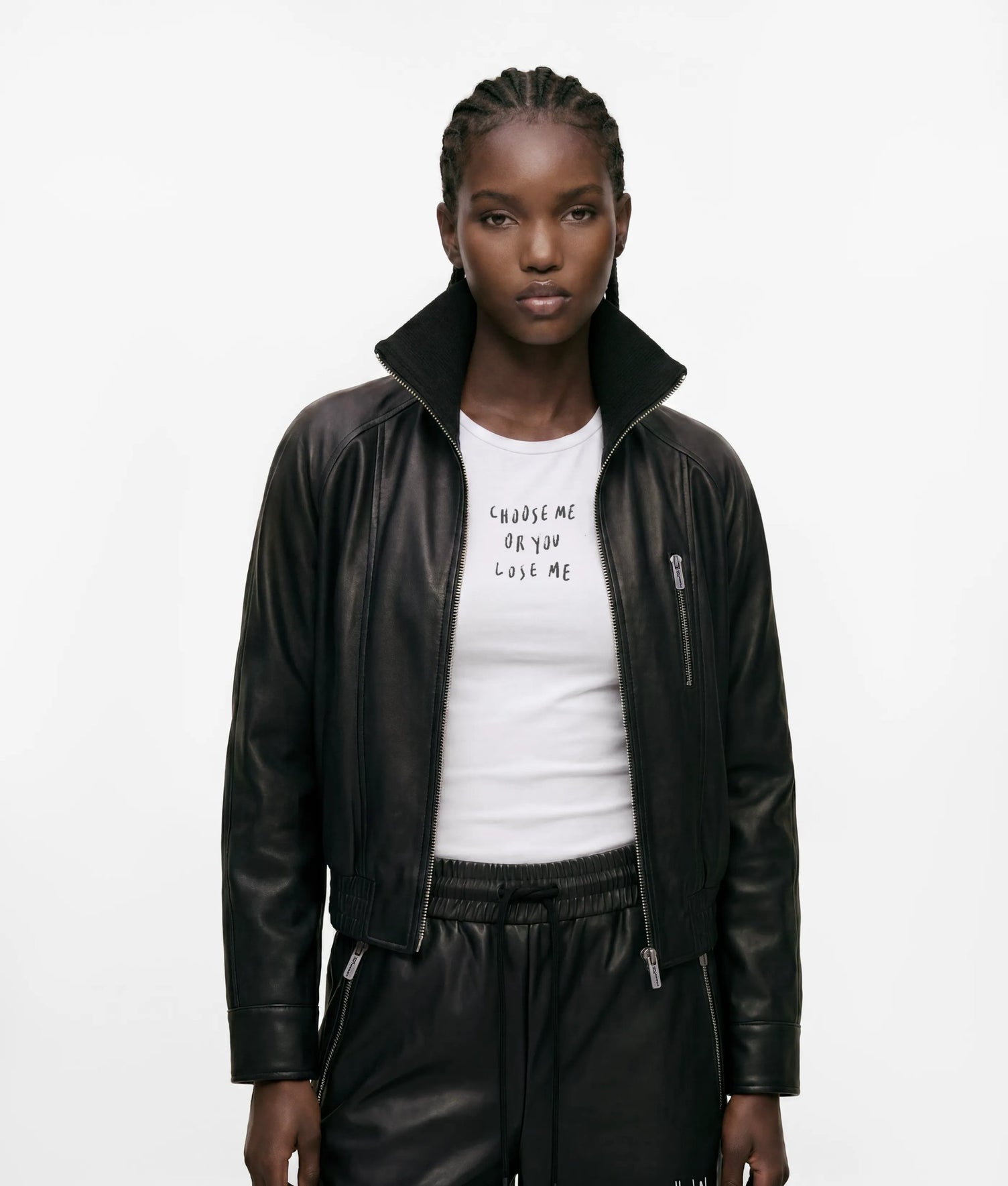 Edgy Black Leather Jacket with Graphic Tee Edgy Black Leather Jacket with Graphic Tee — Cold Weather Outfits