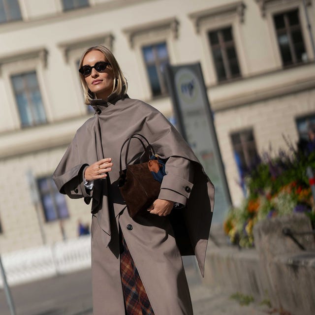 City Ready: Trench Coat with Plaid Skirt City Ready: Trench Coat with Plaid Skirt — Early Winter Outfits