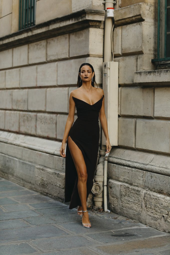 Evening Formal Event Black Off-the-Shoulder Maxi with High Leg Slit Evening Formal Event Black Off-the-Shoulder Maxi with High Leg Slit — Winter Birthday Outfits