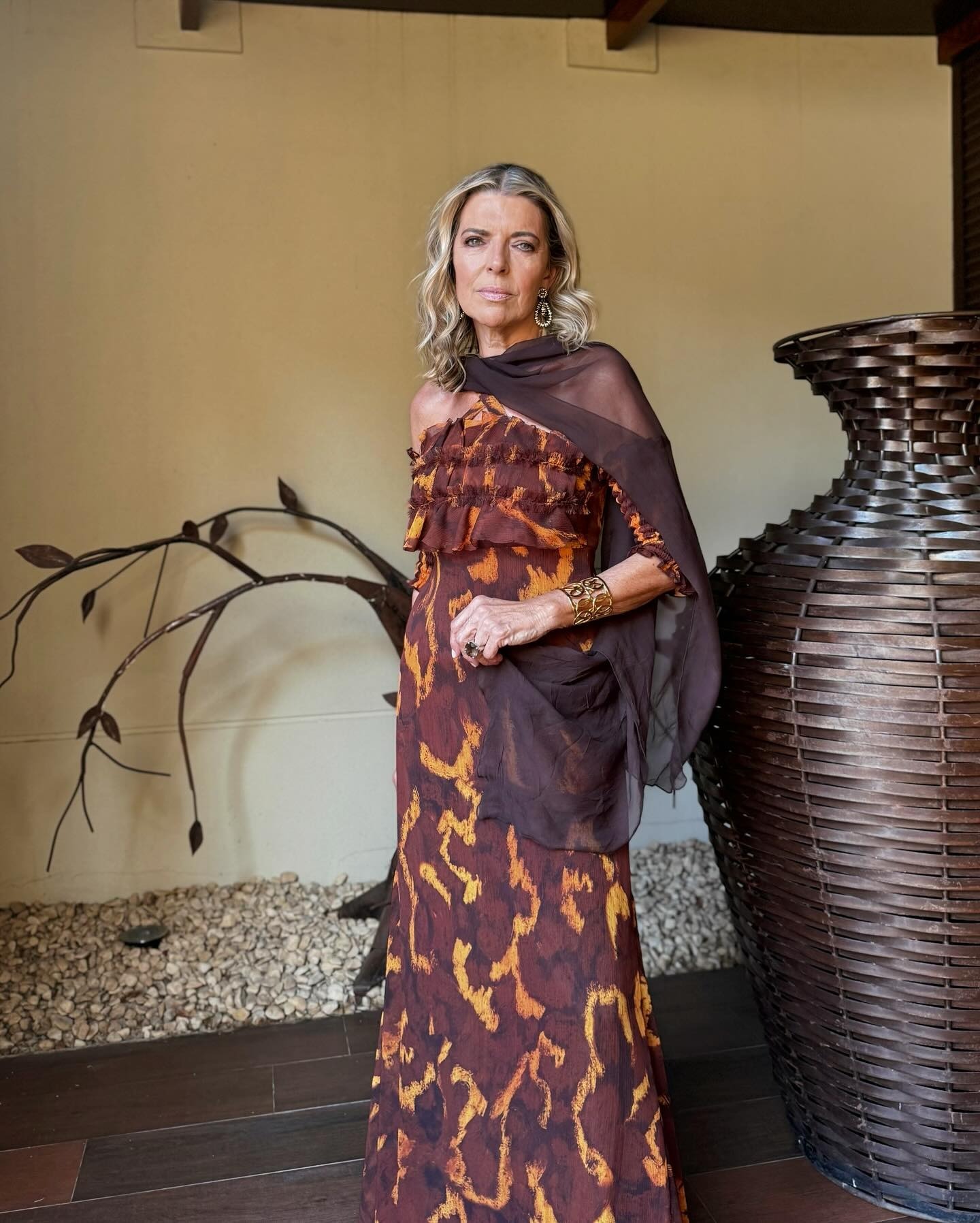 Graphic Print Maxi Dress with Sheer Chiffon Shawl Graphic Print Maxi Dress with Sheer Chiffon Shawl — Winter Outfits for Women Over 60