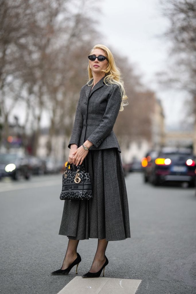Cosa Indossare Abito Matrimonio Dicembre Abiti Da Cerimonia In Inverno, Outfit Eleganti Di Tendenza Da