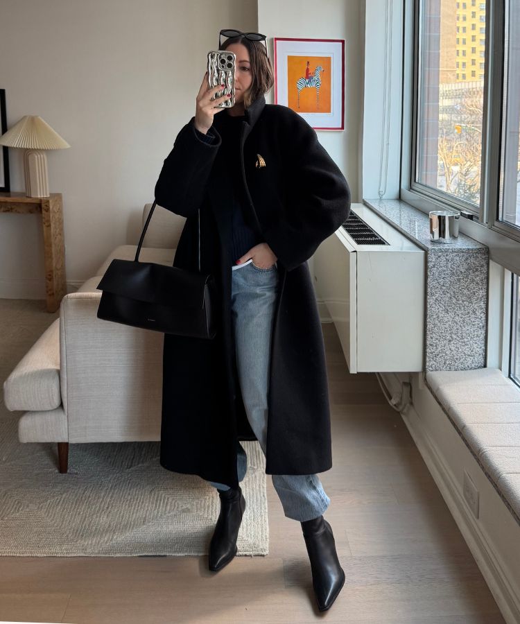 Oversized Black Coat with Light Blue Wide-Leg Jeans Oversized Black Coat with Light Blue Wide-Leg Jeans — Winter Outfits for Moms