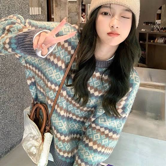 Relaxed Fit Geometric Print Knit Sweater — Korean Winter Outfits