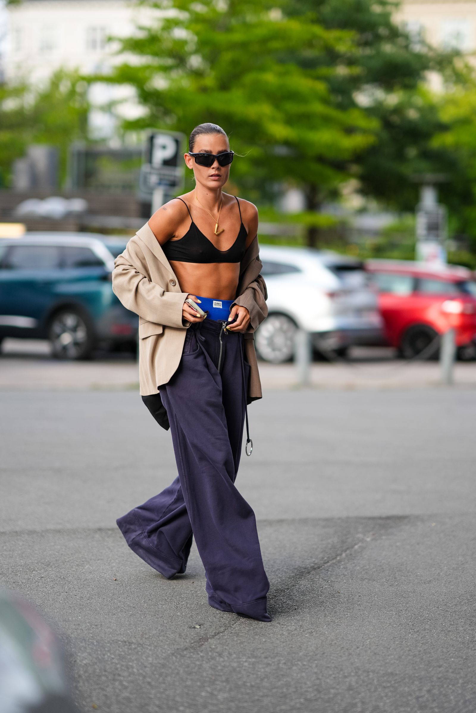 Oversized Blazer with Bralette and Trousers: Streetwear Athleisure Oversized Blazer with Bralette and Trousers: Streetwear Athleisure — Winter Athleisure Outfits