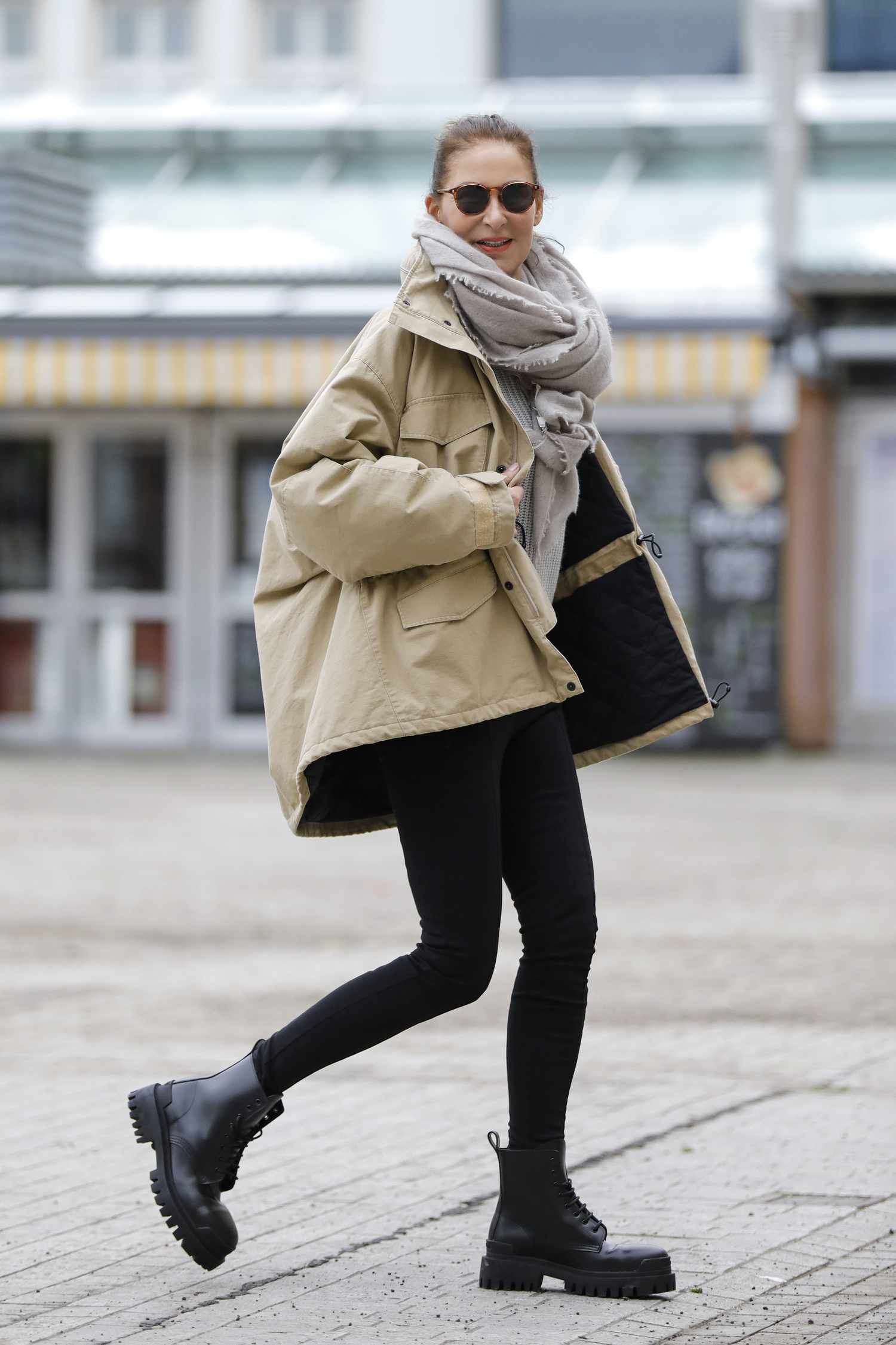 Parka and Chunky Boots with Knit Sweater and Leggings Parka and Chunky Boots with Knit Sweater and Leggings — Winter Outfits with Leggings