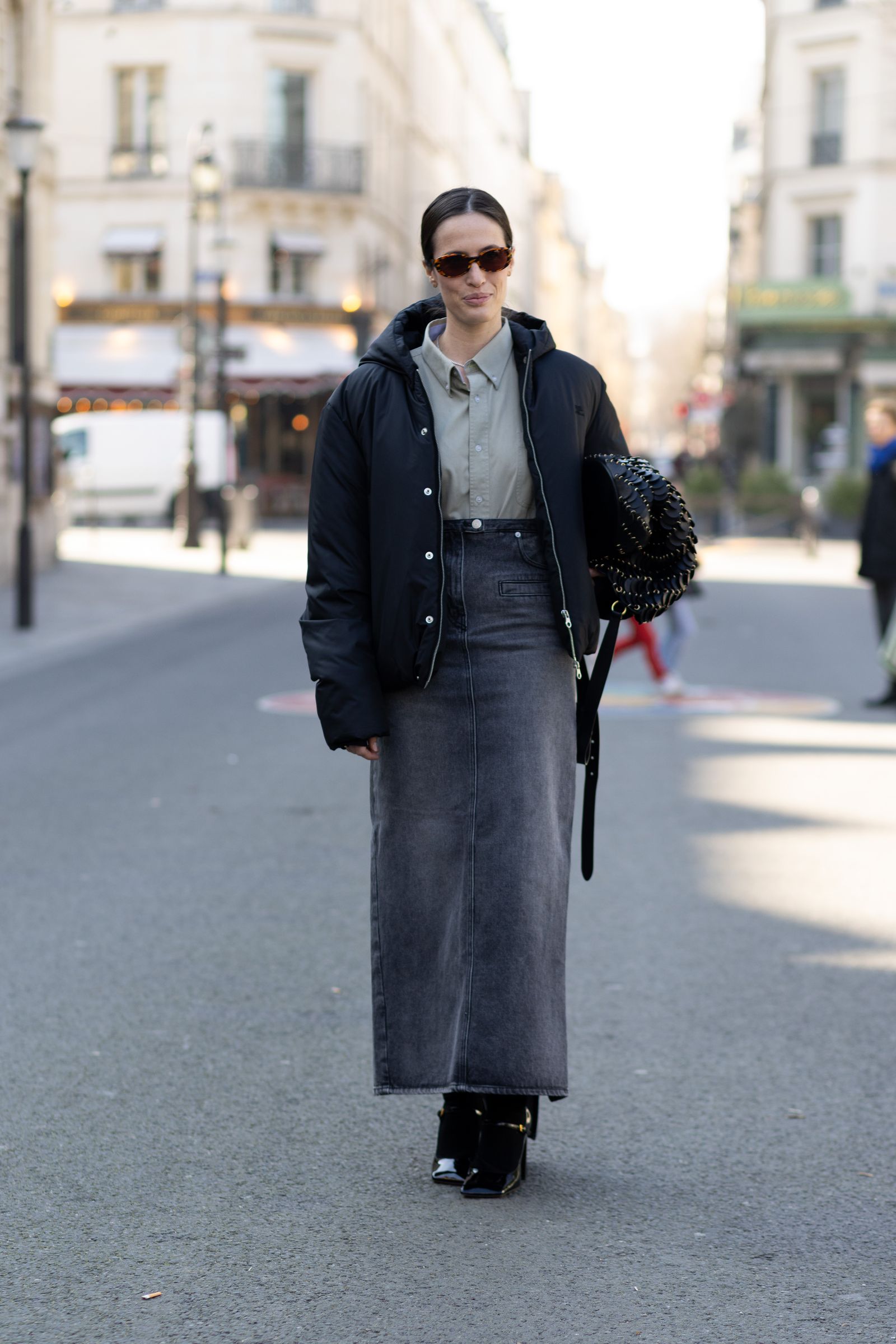 Streetwear Mix: Puffer Jacket, Denim Skirt, and Heeled Boots Streetwear Mix: Puffer Jacket, Denim Skirt, and Heeled Boots — All Black Winter Outfits