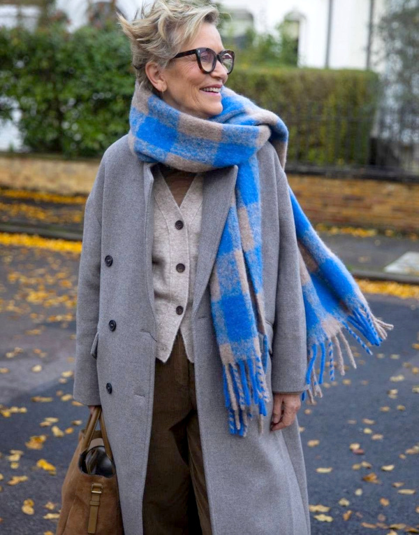 Plaid Scarf Elevates Neutral Layers Plaid Scarf Elevates Neutral Layers — Colorful Winter Outfits