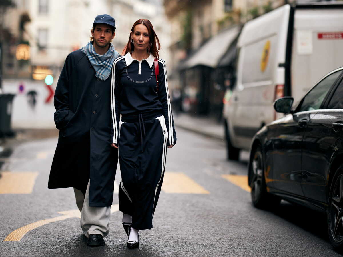 Striped Tracksuit with Heels and Trench Coat Striped Tracksuit with Heels and Trench Coat — Sweatpants Outfits