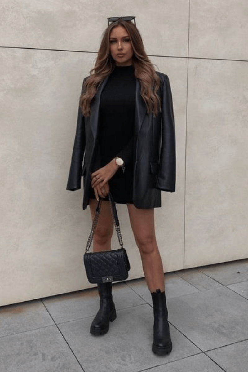 Evening Chic: Black Platform Chelsea Boots with Leather Blazer Evening Chic: Black Platform Chelsea Boots with Leather Blazer — Chelsea Boots Outfits