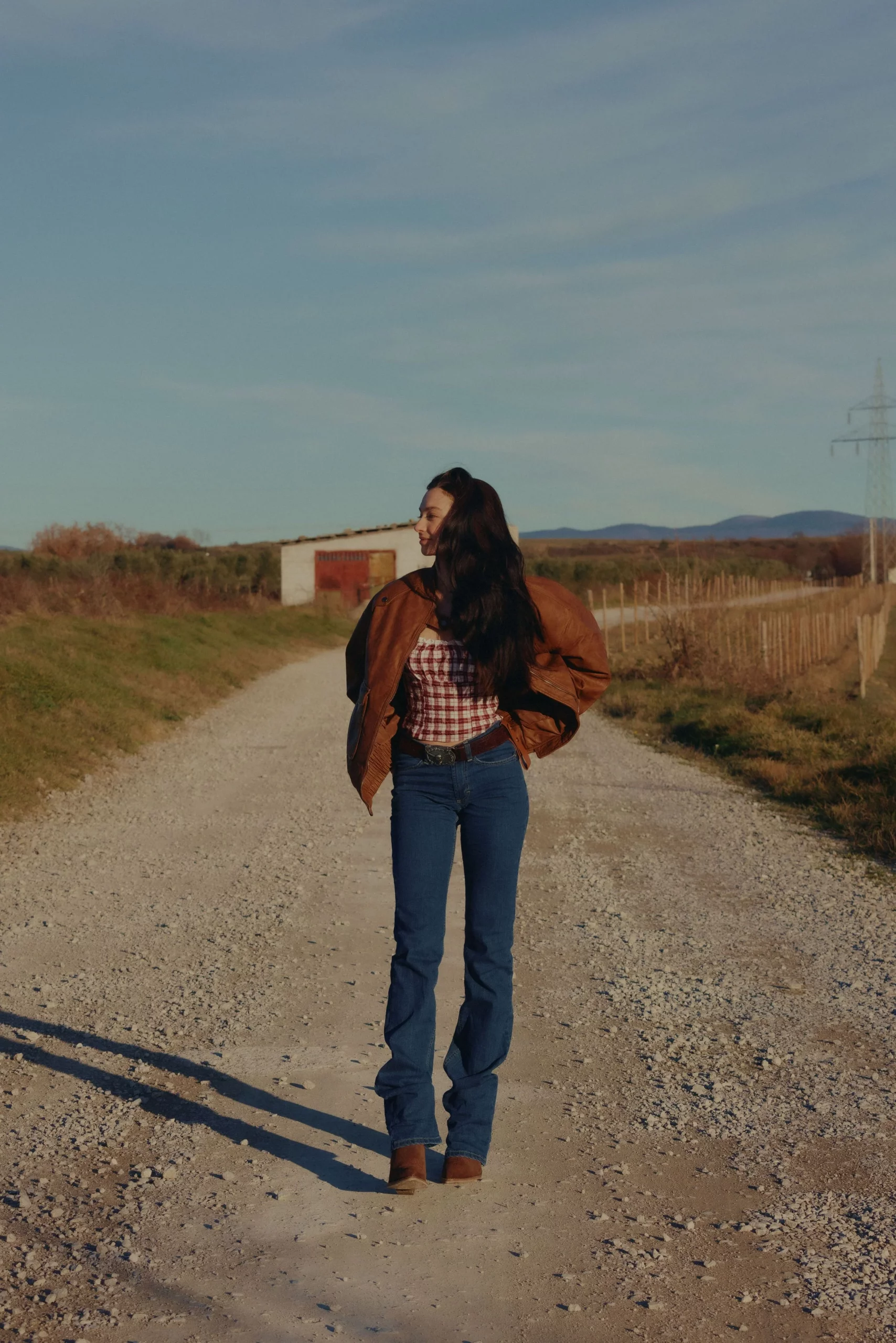 Casual Outdoor Style: Brown Suede Boots with Leather Jacket and Plaid Corset Casual Outdoor Style: Brown Suede Boots with Leather Jacket and Plaid Corset — Brown Boots Outfits