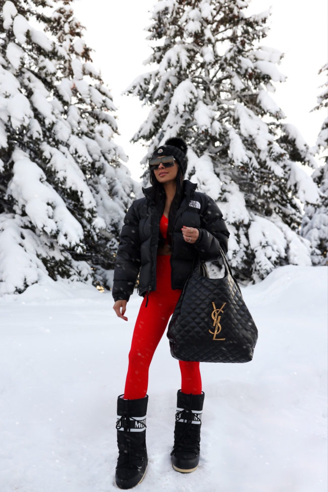 Winter Outdoor Apres-Ski Outfit Idea Winter Outdoor Apres-Ski Outfit Idea — Moon Boots Outfits
