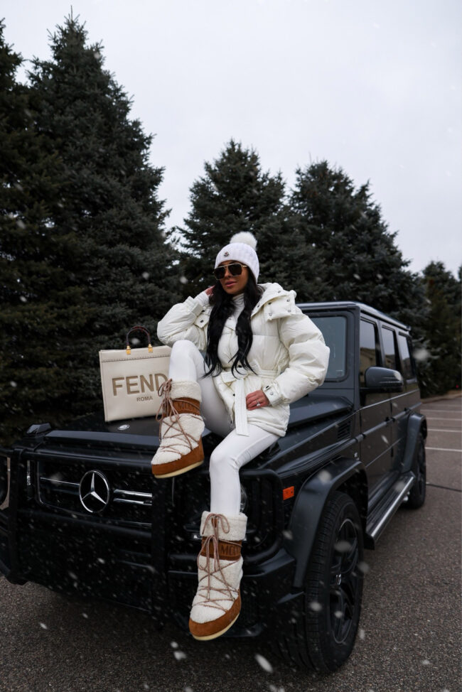 Apres-Ski Chic with Cream and Brown Lace-Up Moon Boots Apres-Ski Chic with Cream and Brown Lace-Up Moon Boots — Moon Boots Outfits