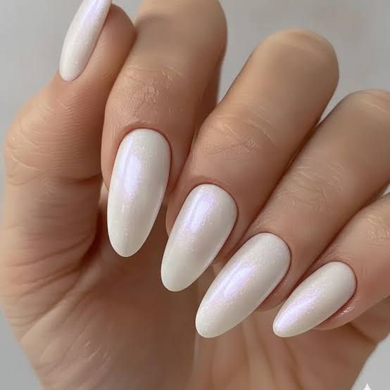 Chrome Pearlescent Almond Nails Chrome Pearlescent Almond Nails — Winter Pearl Nails