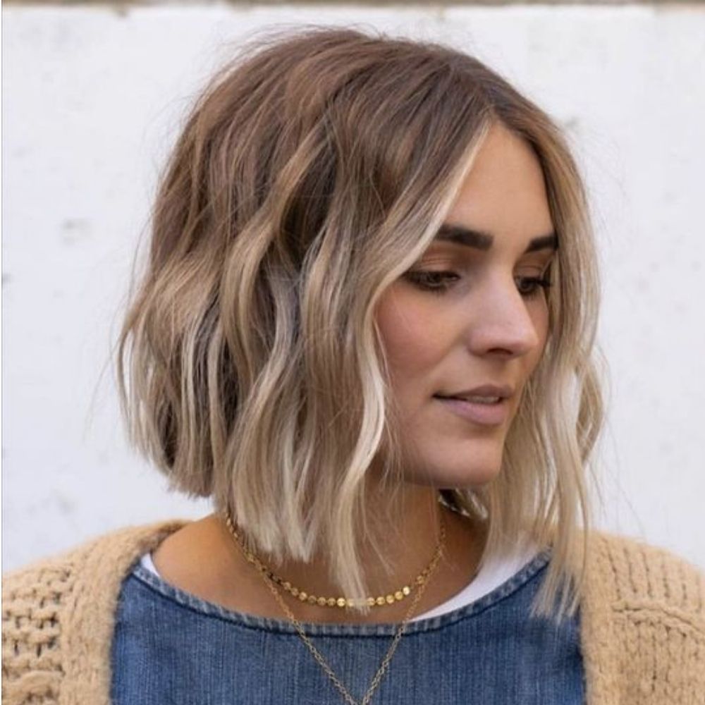 Collarbone Bob With Sun-Kissed Balayage — Winter Hair Colors for Short Hair