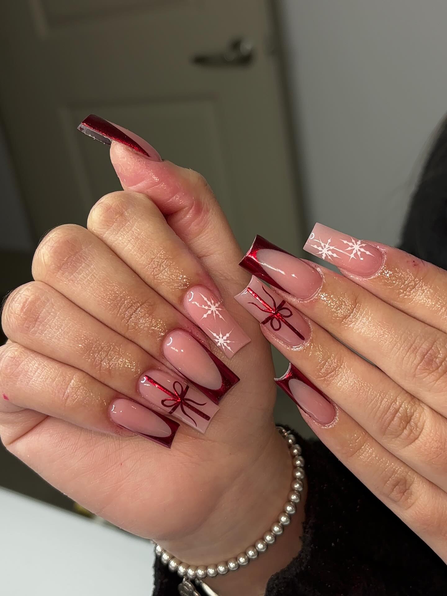 Nude Pink Red Bow Snowflake Metallic Edge Coffin Nails Nude Pink Red Bow Snowflake Metallic Edge Coffin Nails — Christmas Coffin Nails 2026