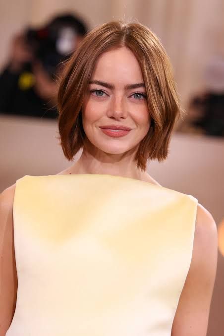 Sharp Auburn Chin Bob — Winter Hairstyles for Thin Hair