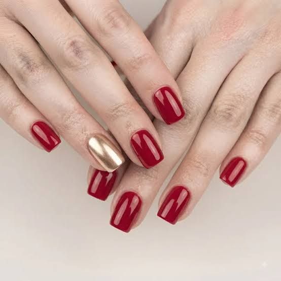 Glossy Red Metallic Gold Visual Idea Glossy Red Metallic Gold Visual Idea — Christmas Nail Colors 2026
