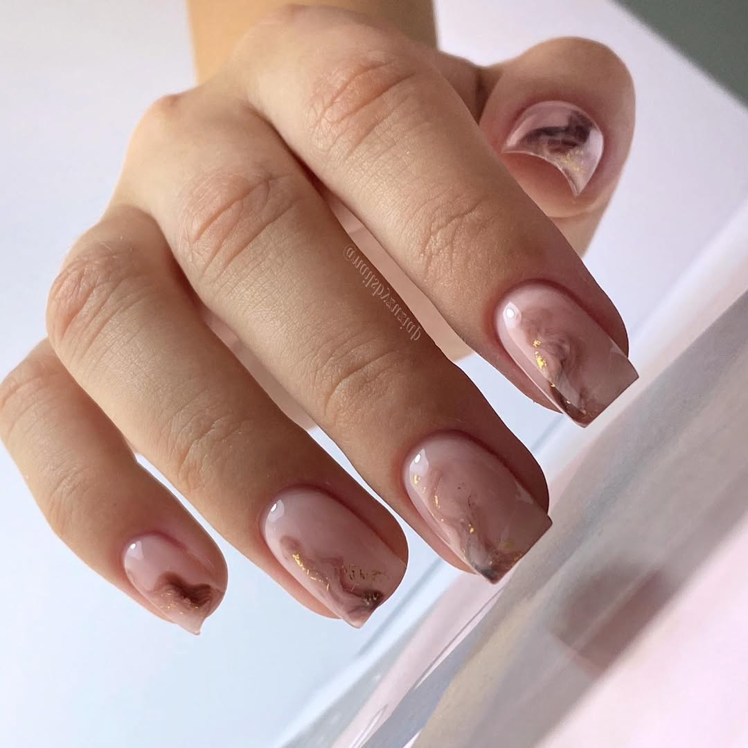 Marble Gold Foil Square Nails Marble Gold Foil Square Nails — Winter to Spring Transition Nails