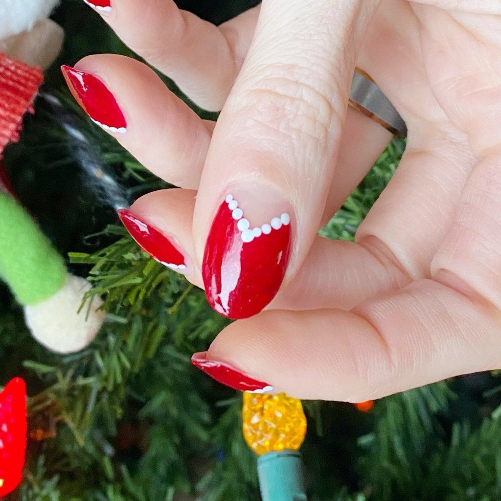 Red White Visual Idea Red White Visual Idea — Christmas Nails for Kids 2026