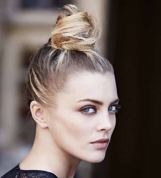 Messy Bun With Dark Roots Messy Bun With Dark Roots — Cute Winter Hairstyles