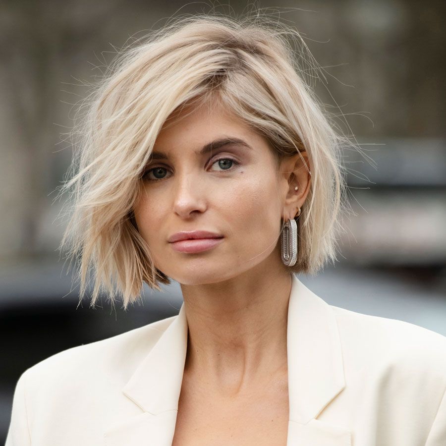 Chin-Length Ash Blonde Bob With Textured Layers Chin-Length Ash Blonde Bob With Textured Layers — Winter Layered Haircuts