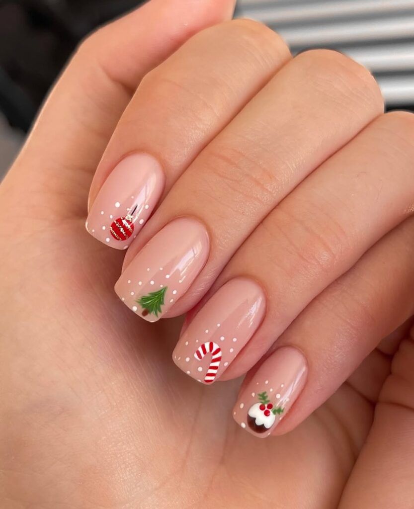 30 minimalist Christmas nail ideas for a subtle festive look - Scratch