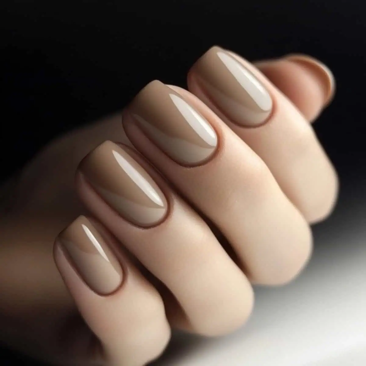 Short Rounded Square Warm Beige-Brown Short Rounded Square Warm Beige-Brown — Mocha Nails