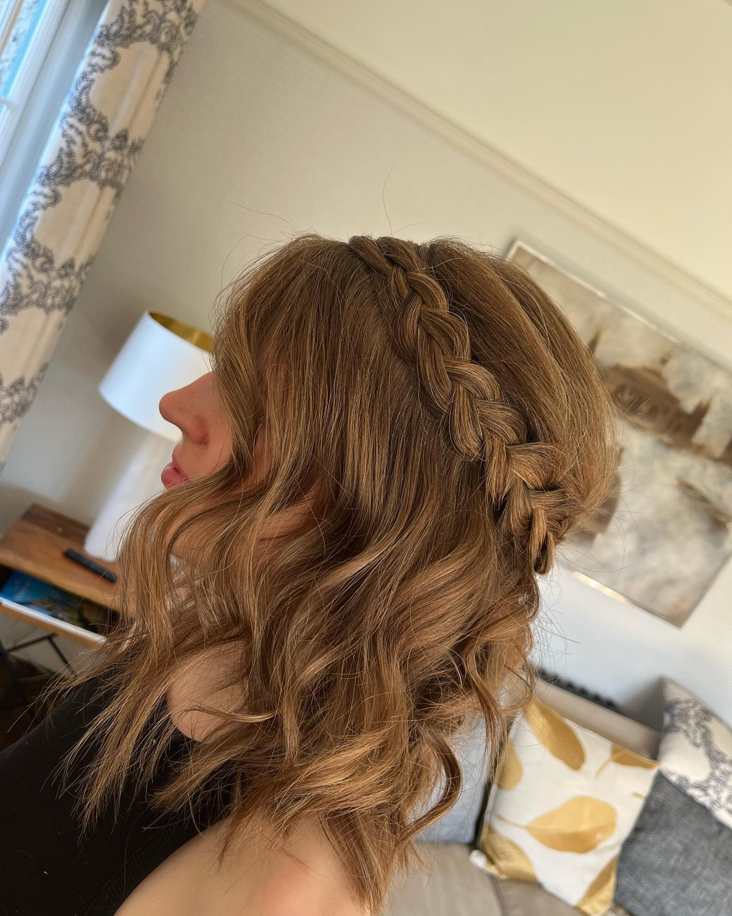Wavy Collarbone With Braid Accent — Winter Hairstyles for Work