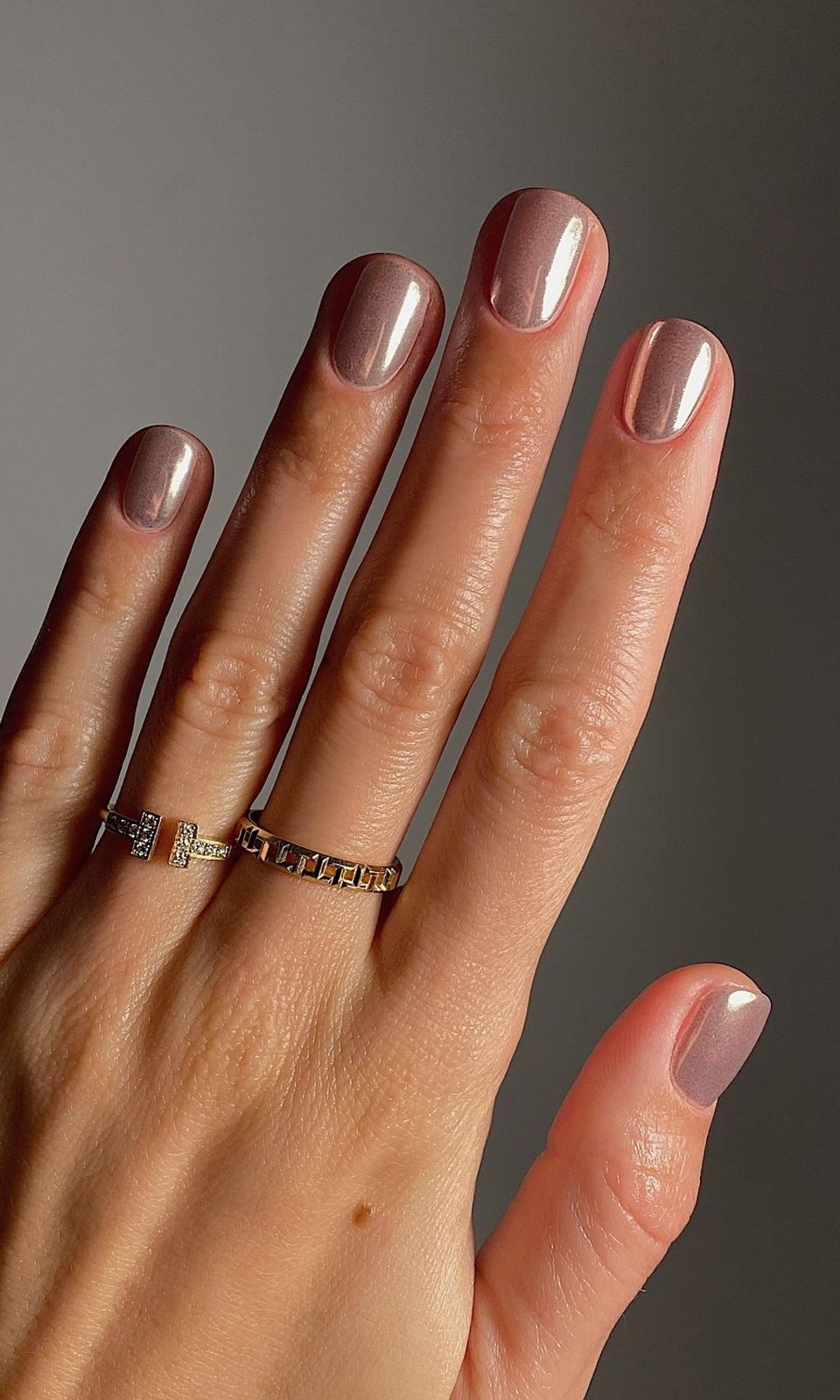 Short Square Taupe Metallic Shimmer — Winter Champagne Nails