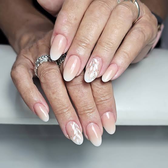 Sheer Nude with White Lace-Like Pattern Sheer Nude with White Lace-Like Pattern — Winter Birthday Nails