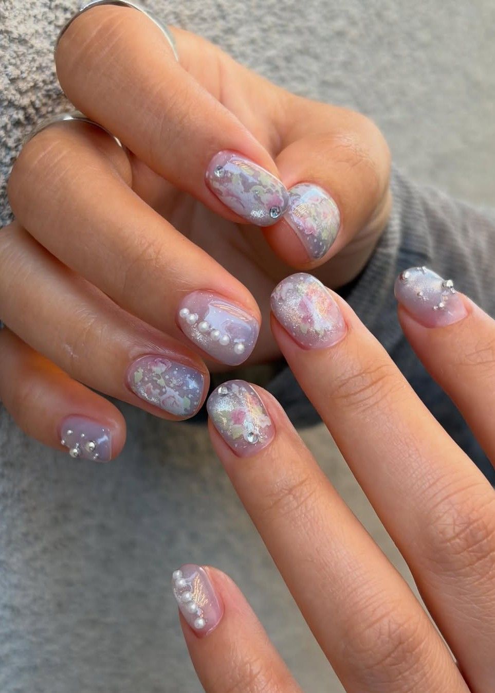 Pale Lilac Iridescent Pearl Accents — Holiday Nail Colors 2026