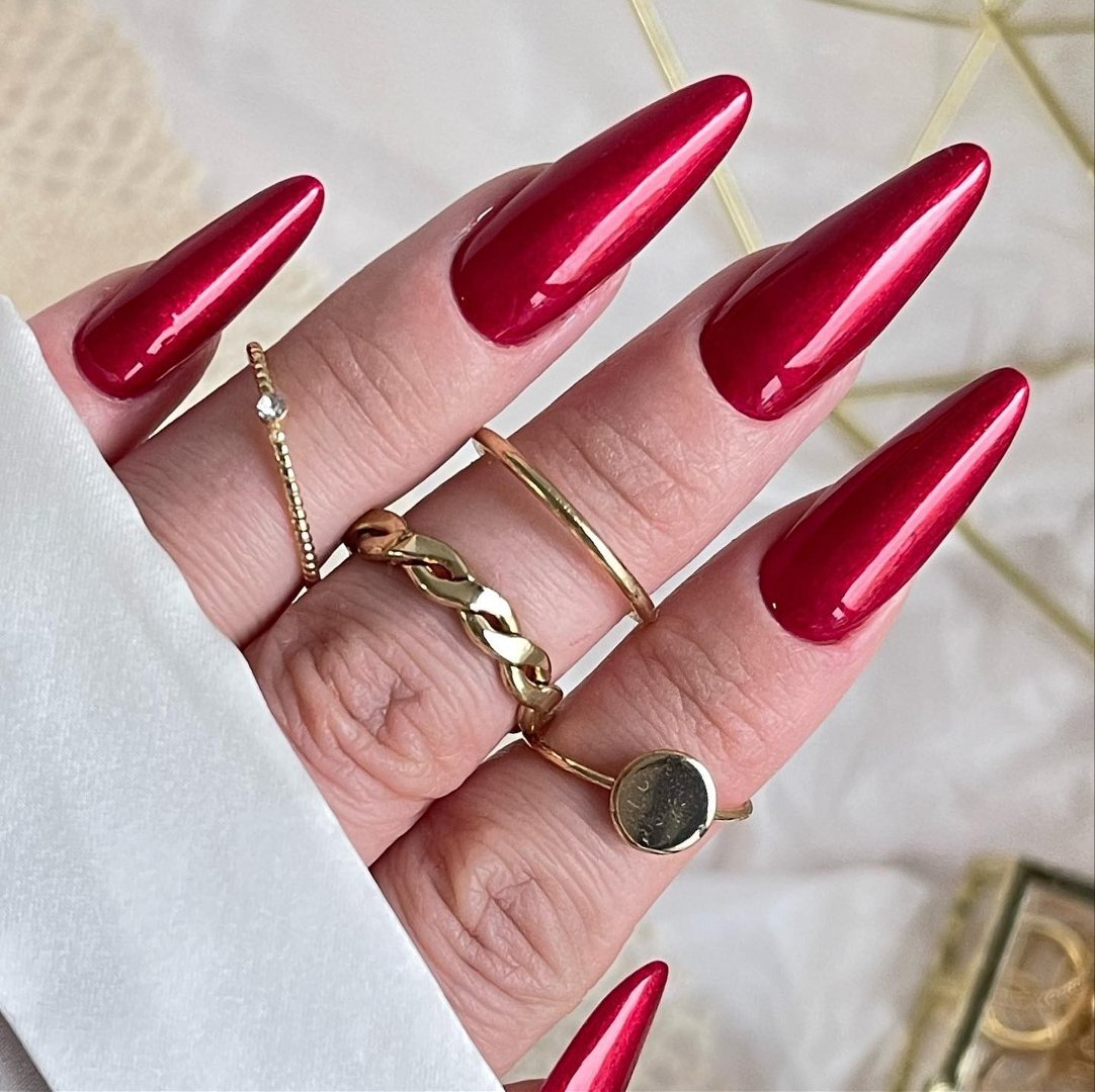 Dazzling Metallic Cherry Red Stilettos Dazzling Metallic Cherry Red Stilettos — Cherry Red Nails