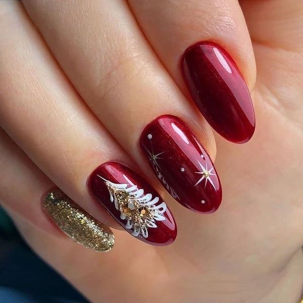 Christmas Tree Dot Starburst Nails Christmas Tree Dot Starburst Nails — Classy Christmas Nails 2026