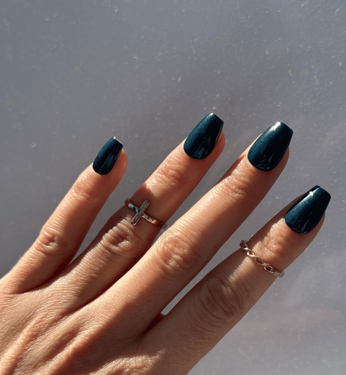 Glossy Dark Teal Shimmer Short Coffin Nails Glossy Dark Teal Shimmer Short Coffin Nails — Short Winter Coffin Nails