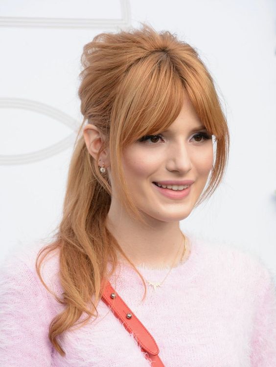 Copper Collarbone Layers With Full Bangs Copper Collarbone Layers With Full Bangs — Winter Haircuts with Bangs